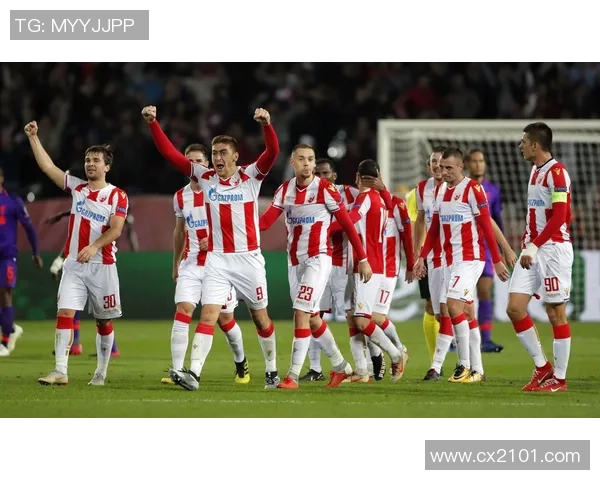 贝尔格莱德红军迎战利物浦队激情对决引发球迷热议